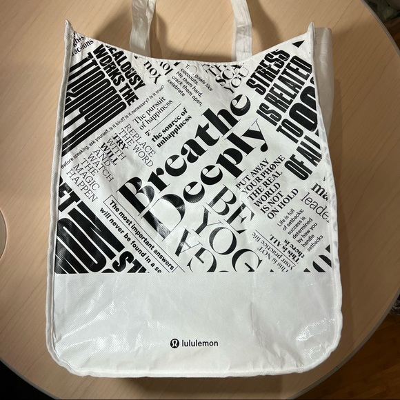 Lululemon Athletica: Shopping Bag 🛍 Measurements: H 16” x L 14" x W 6.75" - Picture 3 of 5